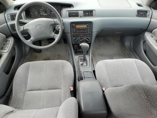 2000 Toyota Camry LE