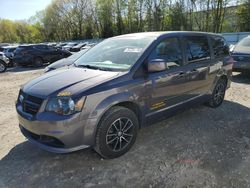 Salvage cars for sale at North Billerica, MA auction: 2017 Dodge Grand Caravan SE