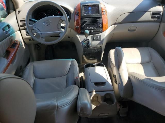 2009 Toyota Sienna XLE