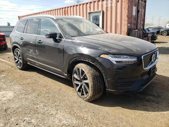 2022 Volvo XC90 T6 Momentum