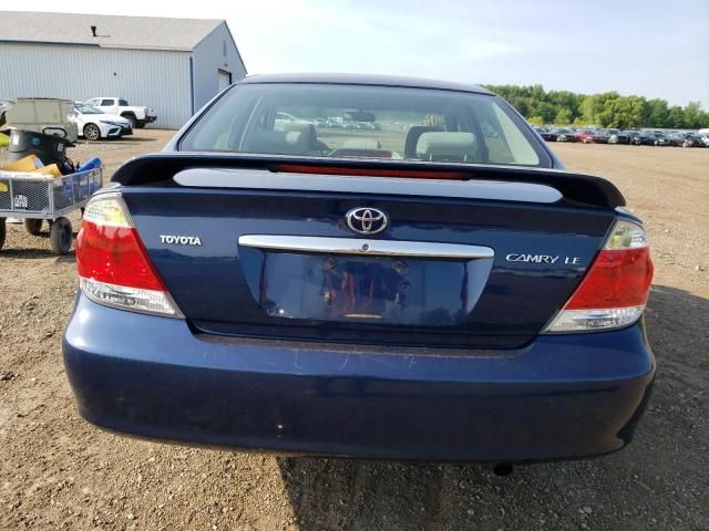 2005 Toyota Camry LE