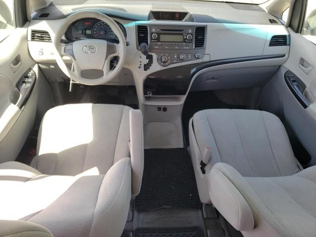 2011 Toyota Sienna