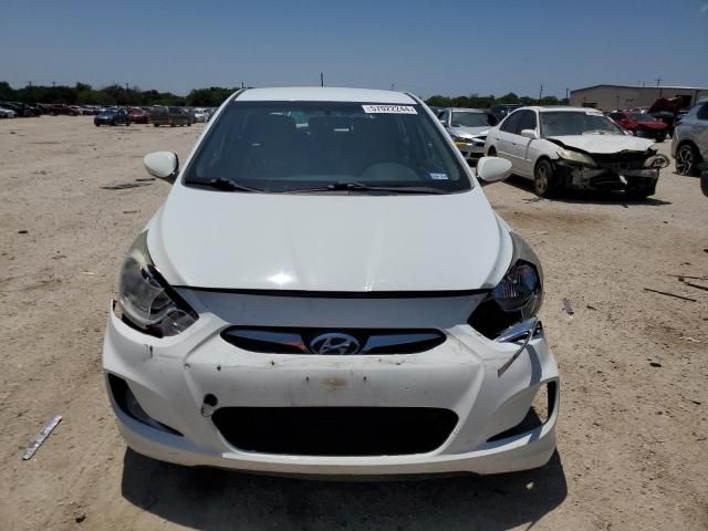 2013 Hyundai Accent GLS