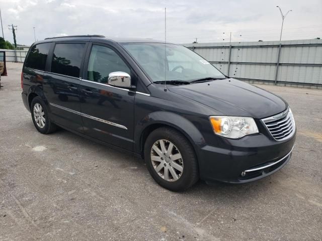 2011 Chrysler Town & Country Touring L