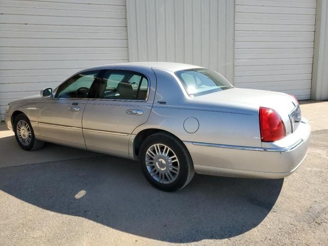 2009 Lincoln Town Car Signature Limited