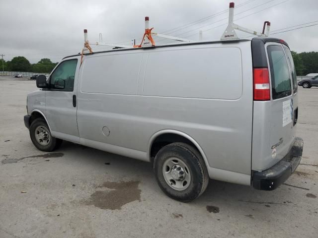 2020 Chevrolet Express G2500