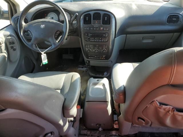 2005 Dodge Grand Caravan SXT