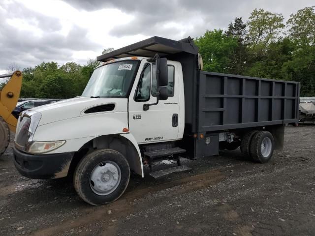 2002 International 4000 4300