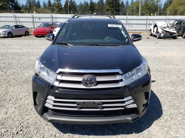 2018 Toyota Highlander SE