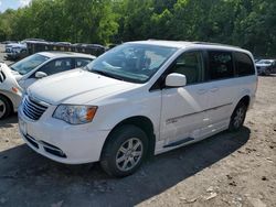 Vehiculos salvage en venta de Copart Marlboro, NY: 2013 Chrysler Town & Country Touring