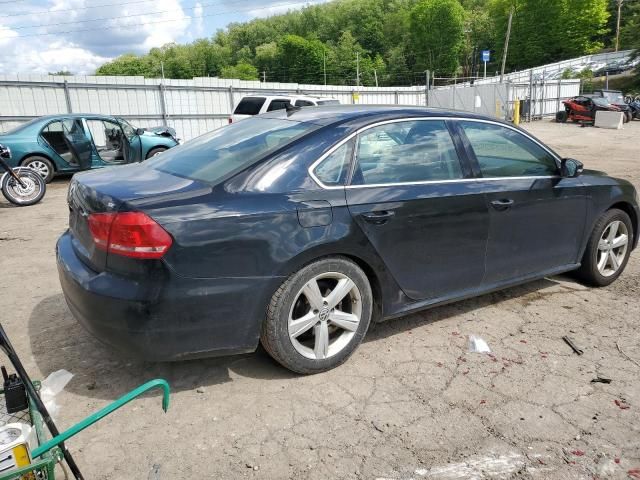 2012 Volkswagen Passat SE