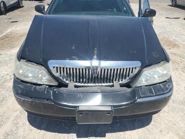 2007 Lincoln Town Car Signature