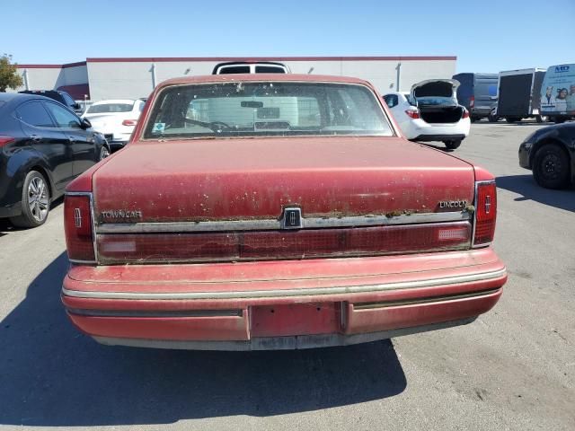 1994 Lincoln Town Car Signature