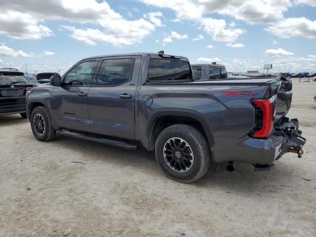 2022 Toyota Tundra Crewmax SR