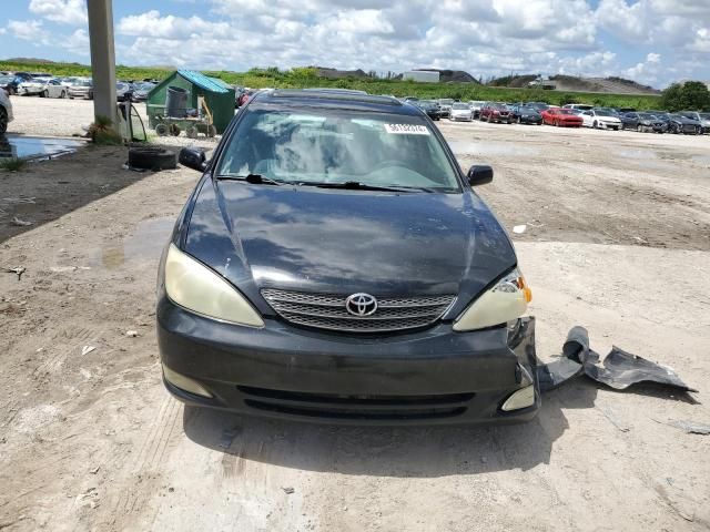 2004 Toyota Camry LE