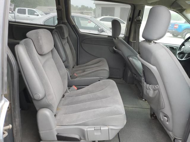 2005 Chrysler Town & Country Touring