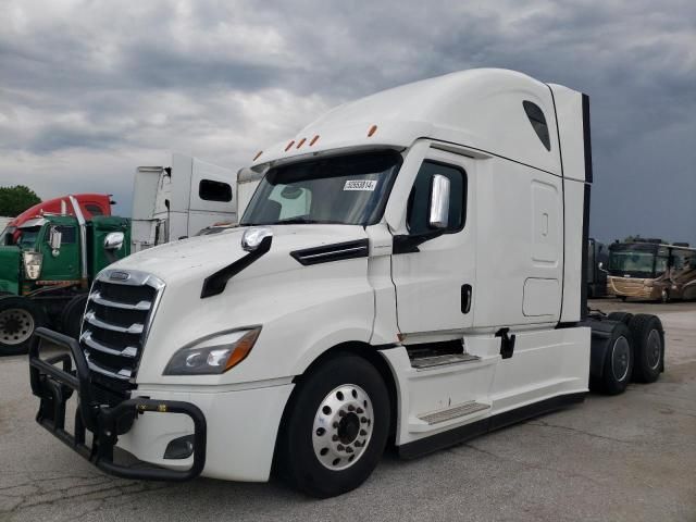 2021 Freightliner Cascadia 126