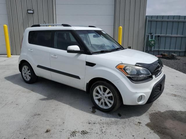 2013 KIA Soul +