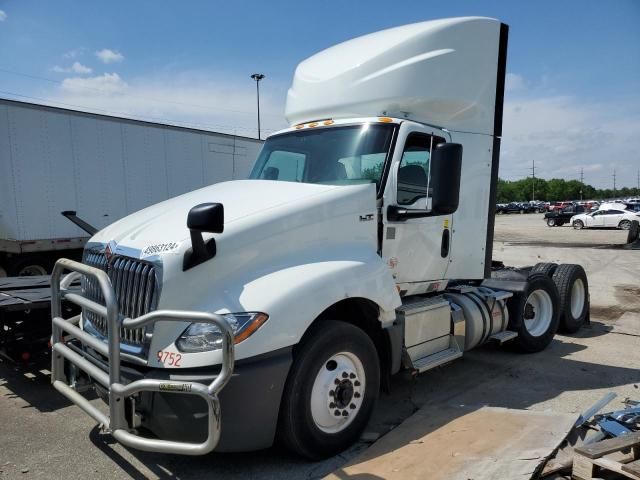 2019 International LT625