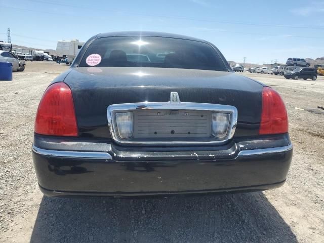 2007 Lincoln Town Car Signature