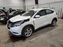 Carros salvage para piezas a la venta en subasta: 2016 Honda HR-V LX