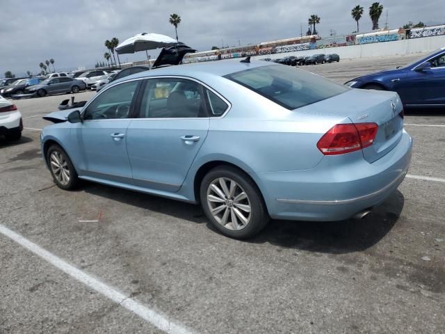 2012 Volkswagen Passat SEL