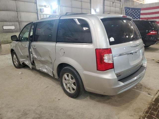 2012 Chrysler Town & Country Touring