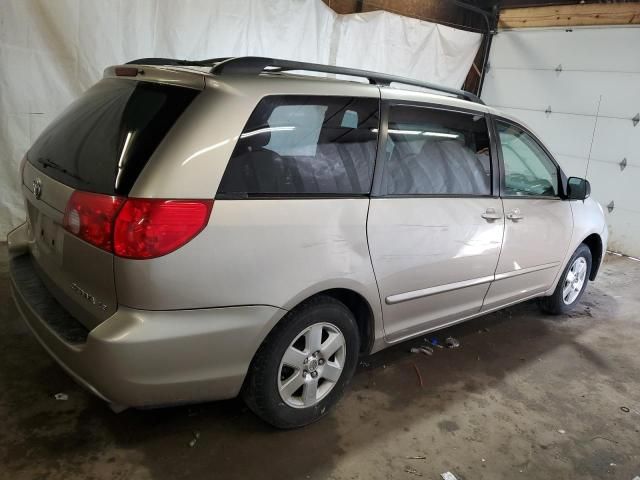 2006 Toyota Sienna CE