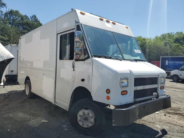 1998 Freightliner Chassis M Line WALK-IN Van