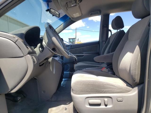 2008 Toyota Sienna CE