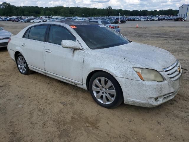 2005 Toyota Avalon XL