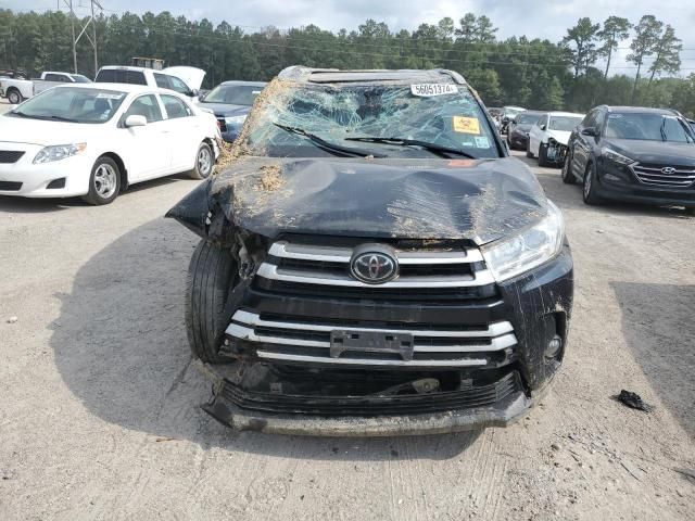 2019 Toyota Highlander SE