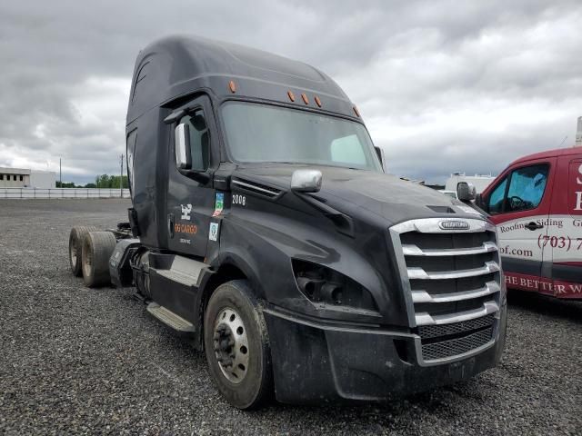 2019 Freightliner Cascadia 126