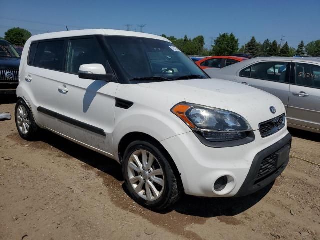 2013 KIA Soul +