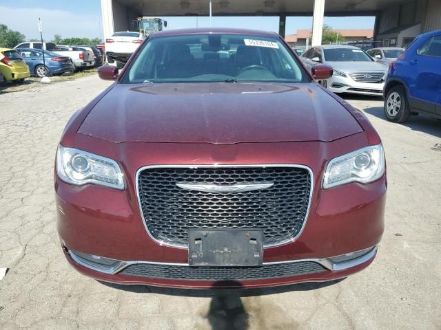 2016 Chrysler 300 Limited