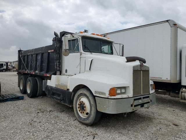 1989 Kenworth Construction T600