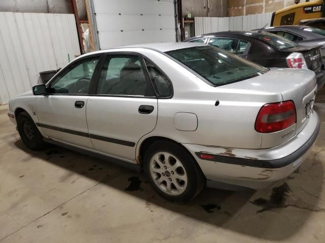 2000 Volvo S40