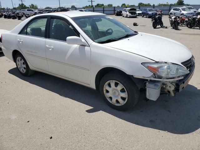 2004 Toyota Camry LE