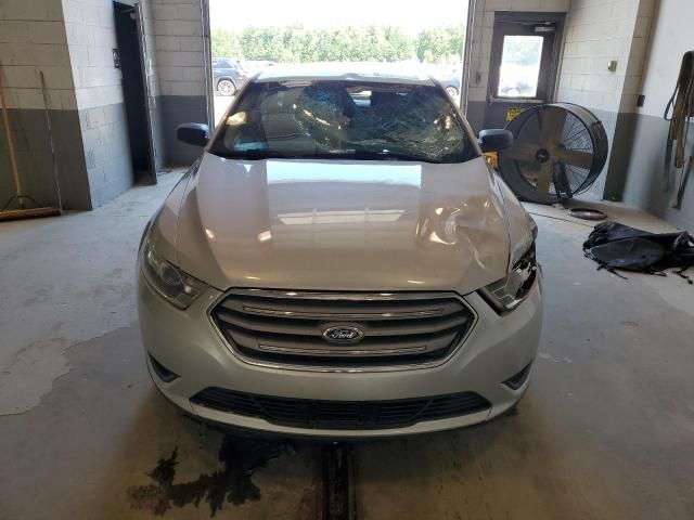 2013 Ford Taurus SE