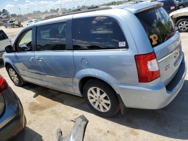 2016 Chrysler Town & Country Touring