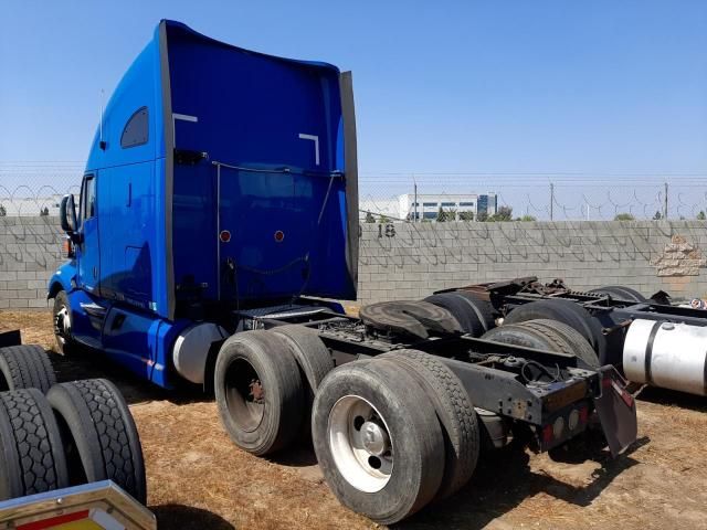 2012 Kenworth Construction T700