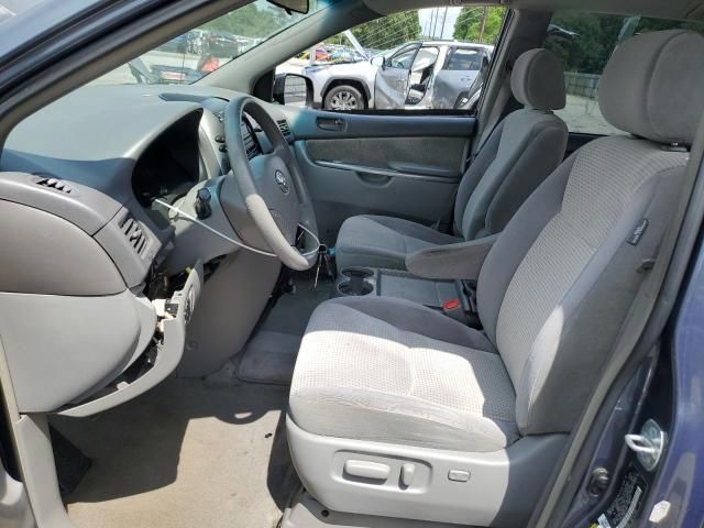 2008 Toyota Sienna CE