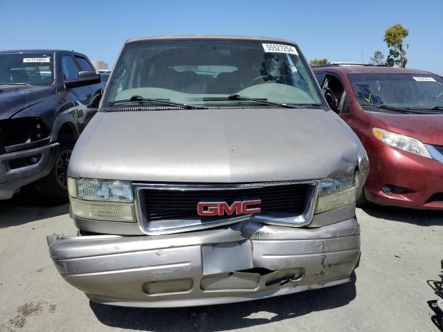 2005 GMC Safari XT