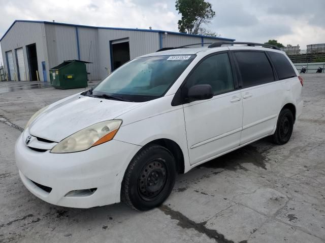 2006 Toyota Sienna CE