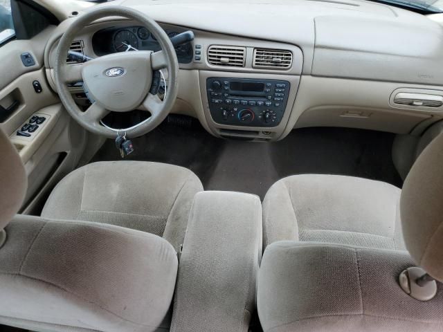 2005 Ford Taurus SE