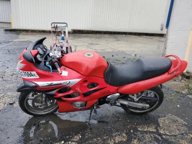 2001 Suzuki GSX600 F