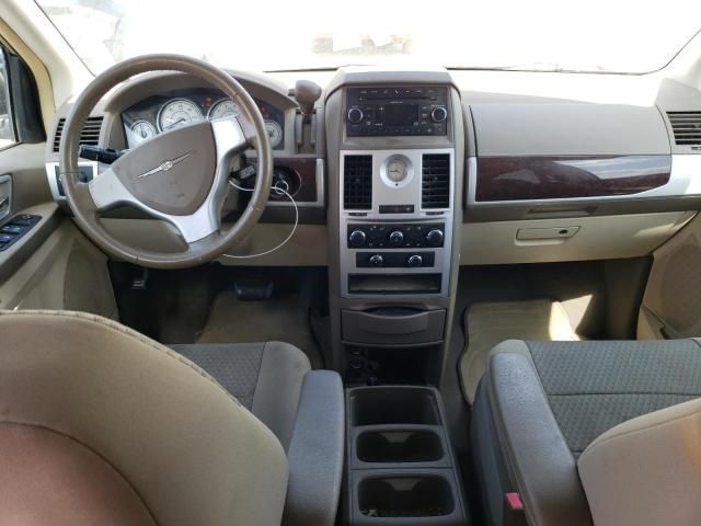 2010 Chrysler Town & Country Touring