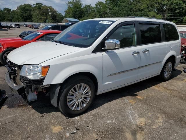 2015 Chrysler Town & Country Limited Platinum