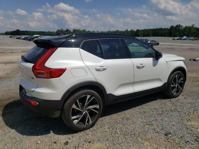 2021 Volvo XC40 T5 R-Design