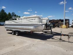 Salvage boats for sale at Eldridge, IA auction: 2007 Lowe Boat